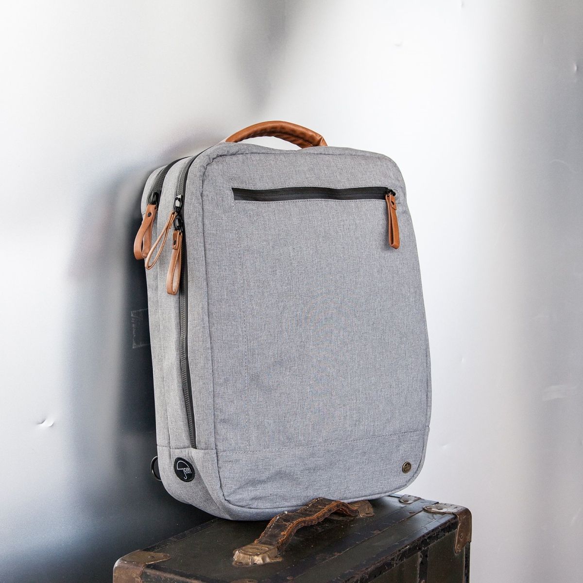 PKG Backpack - Brief Bag - Light Grey