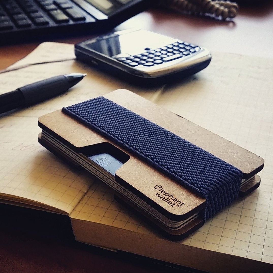 elephant Minimalist Wood Wallet - Wood/Black