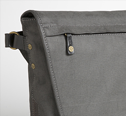 J.FOLD Courier Coated Canvas 15  Laptop Messenger - Charcoal